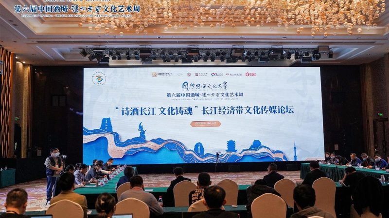 行业背景：影视传媒行业的蓬勃发展